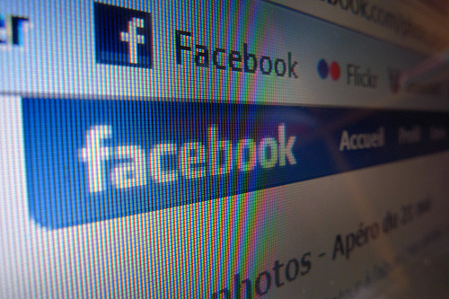 Hvordan finne ut om noen har fjernet deg som venn på Facebook