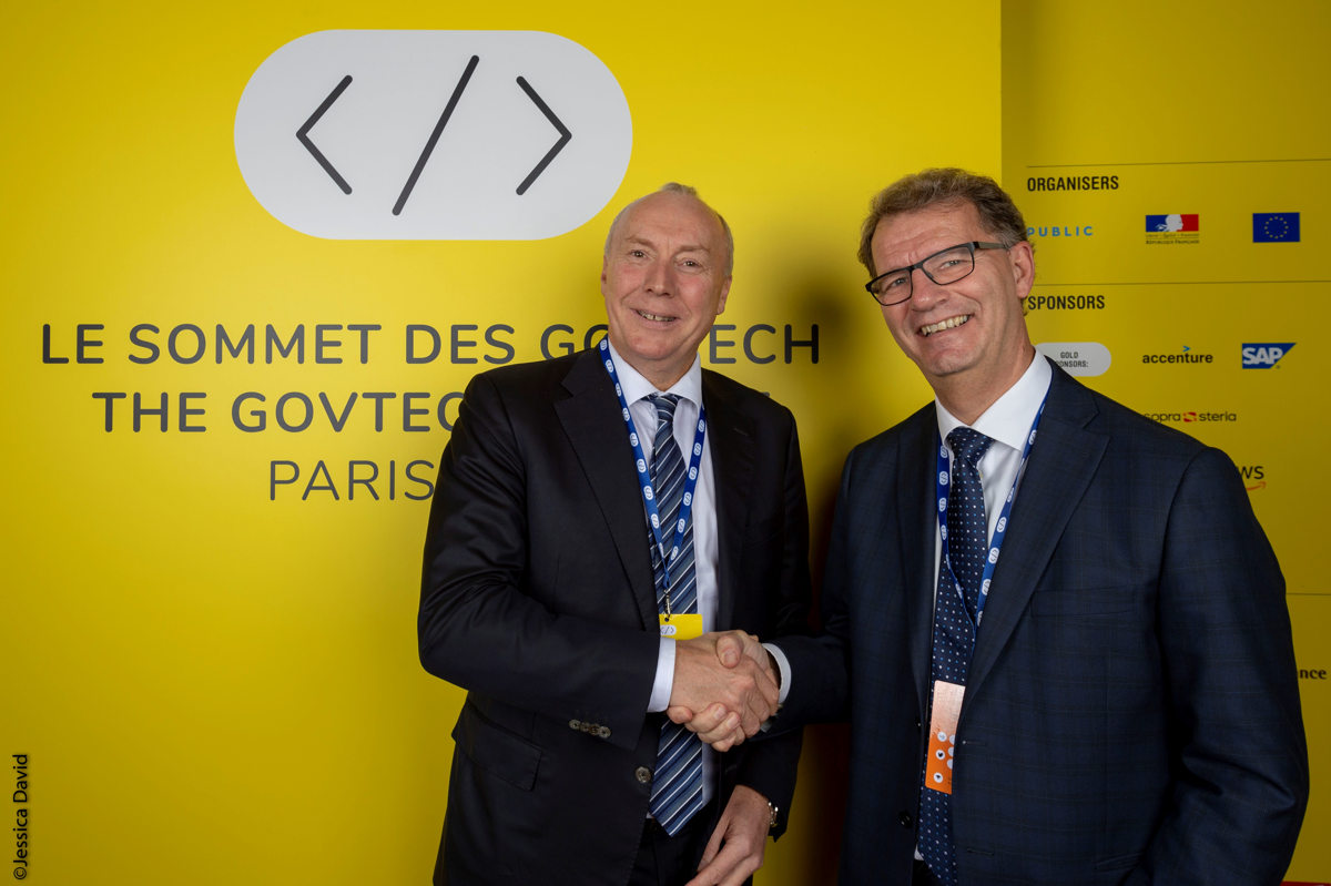 Norge-i-det-digitale-foerersetet