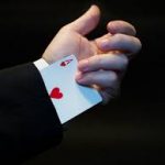 Slik tjener live casino online penger på spillere